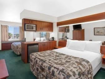 Microtel Inn & Suites By Wyndham Wellton מראה חיצוני תמונה